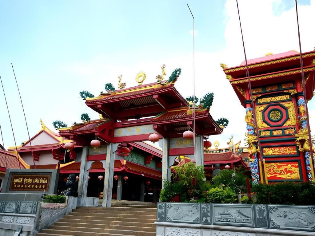 Chinotel Phuket Exterior photo