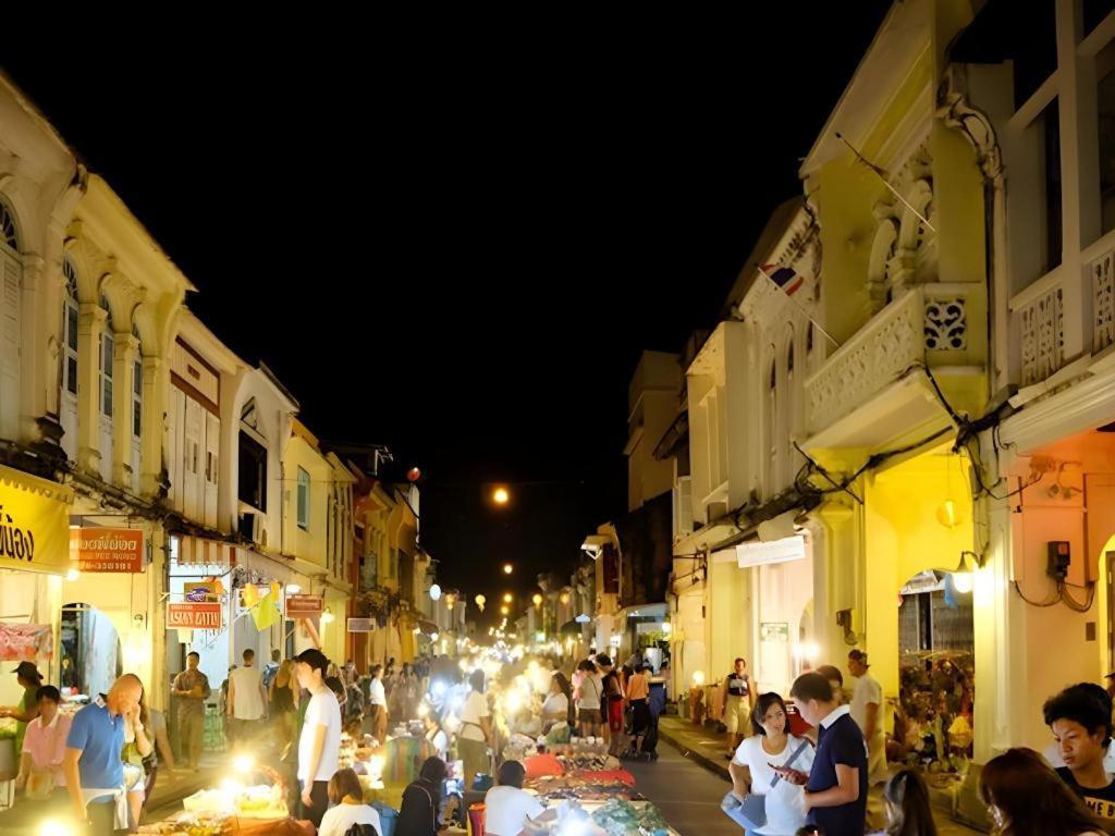 Chinotel Phuket Exterior photo